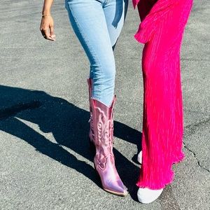 Metallic Cowboy Boots 7.5 worn once at Taylor swift concert! Still in box!